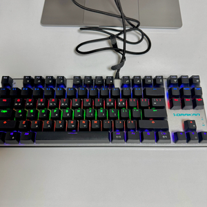 DRAKAN LED 기계식 키보드 청축