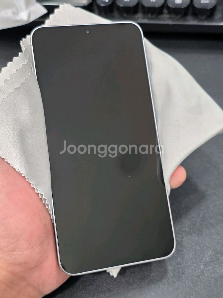 갤럭시 S25+ 256GB 실버 특SSS급 판매합니다--6