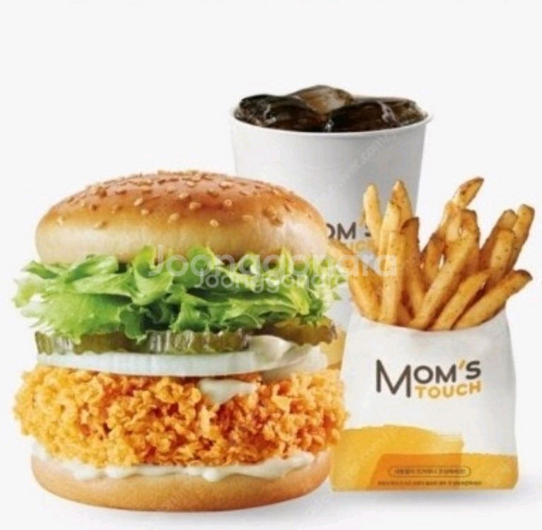 맘스터치 싸이버거세트--0