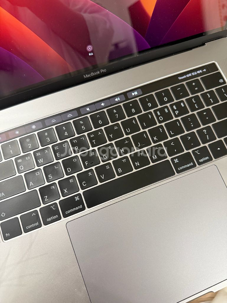 맥북프로 15인치 2018년형 / i7 16GB / S--2