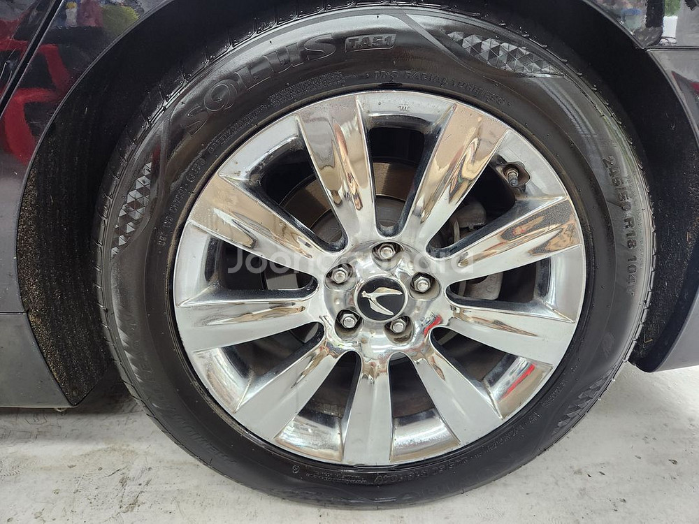 뉴에쿠스 순정 18인치 크롬 휠타이어 4개+스페어1개--1