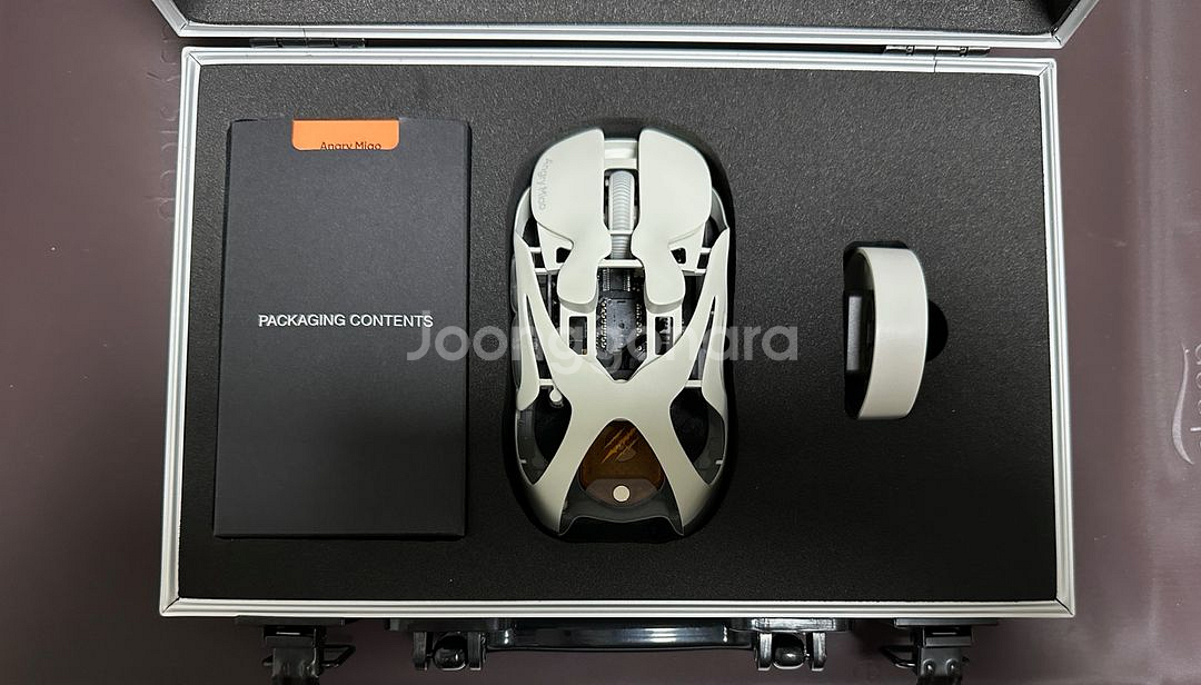 AM INFINITY MOUSE CLOUD WHITE--1