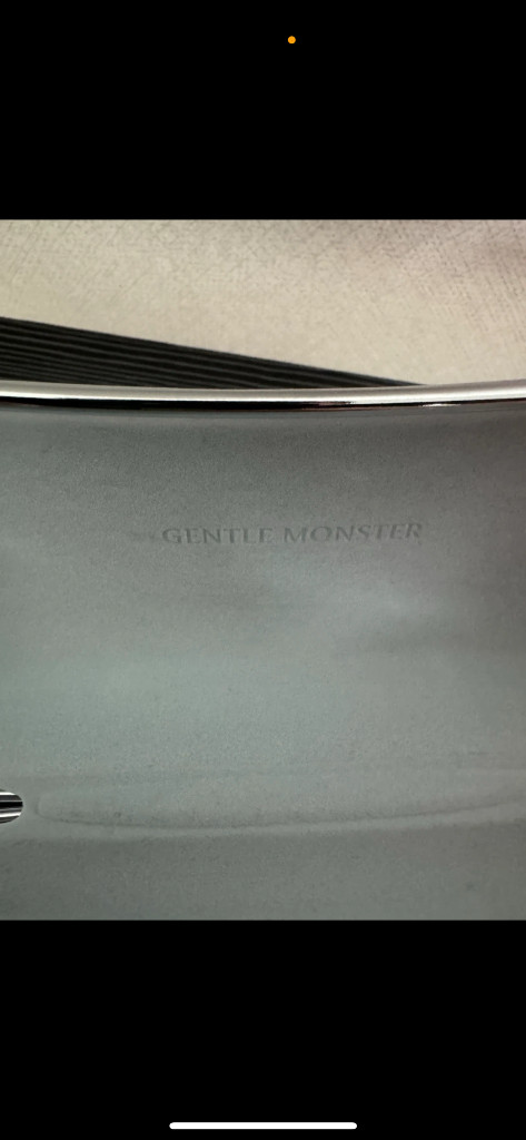 젠틀몬스터 마틴 02 실버 안경 이미지