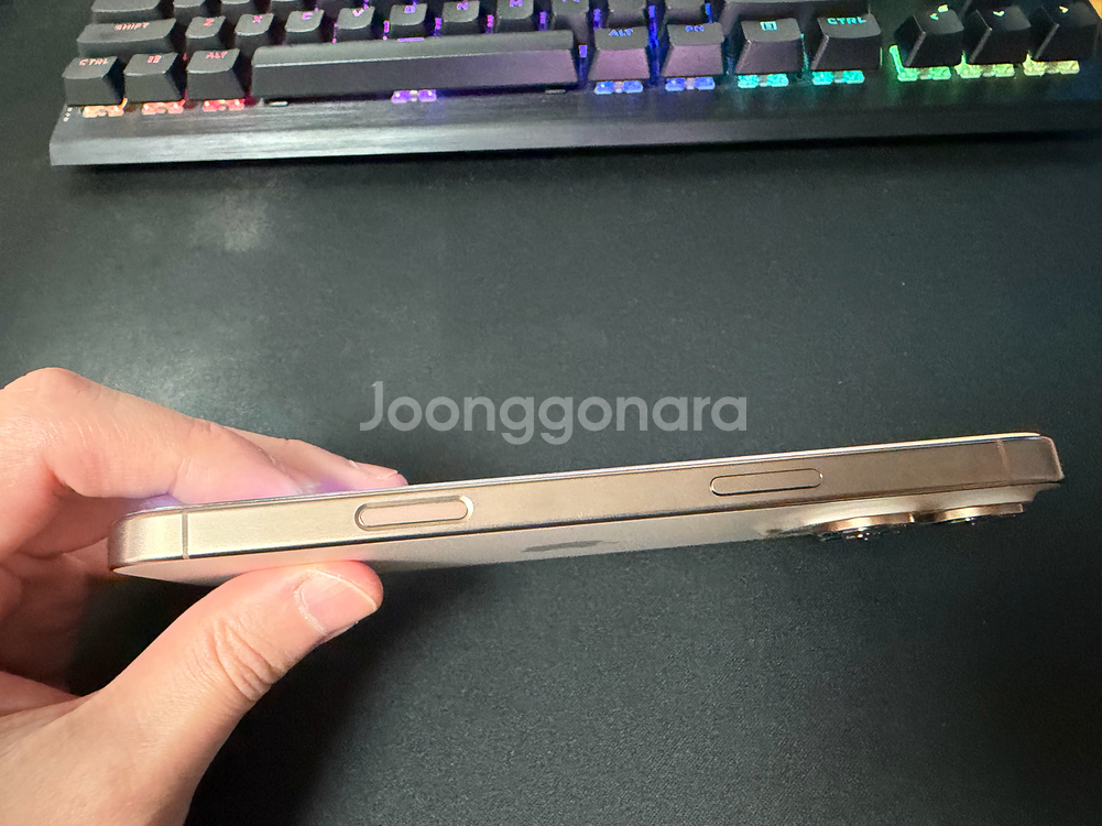 자급제 아이폰 16프로맥스 512기가 데저트 티타늄 골--2