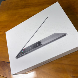 맥북프로 박스풀(A2251. 2020년. 13인치.)