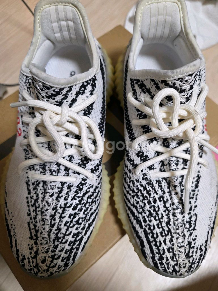 아디다스 이지부스트 지브라 v2--4