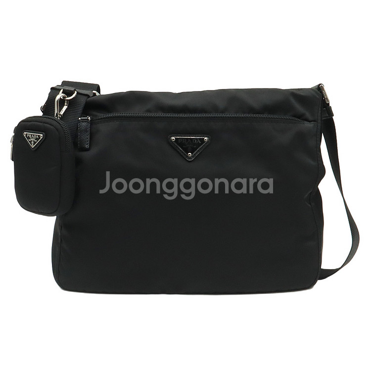 프라다 테수토 포코노 나일론 은장 트라이앵글 크로스백--0