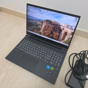 HP 빅터스16 i5-13세대 , RTX4060 노트북