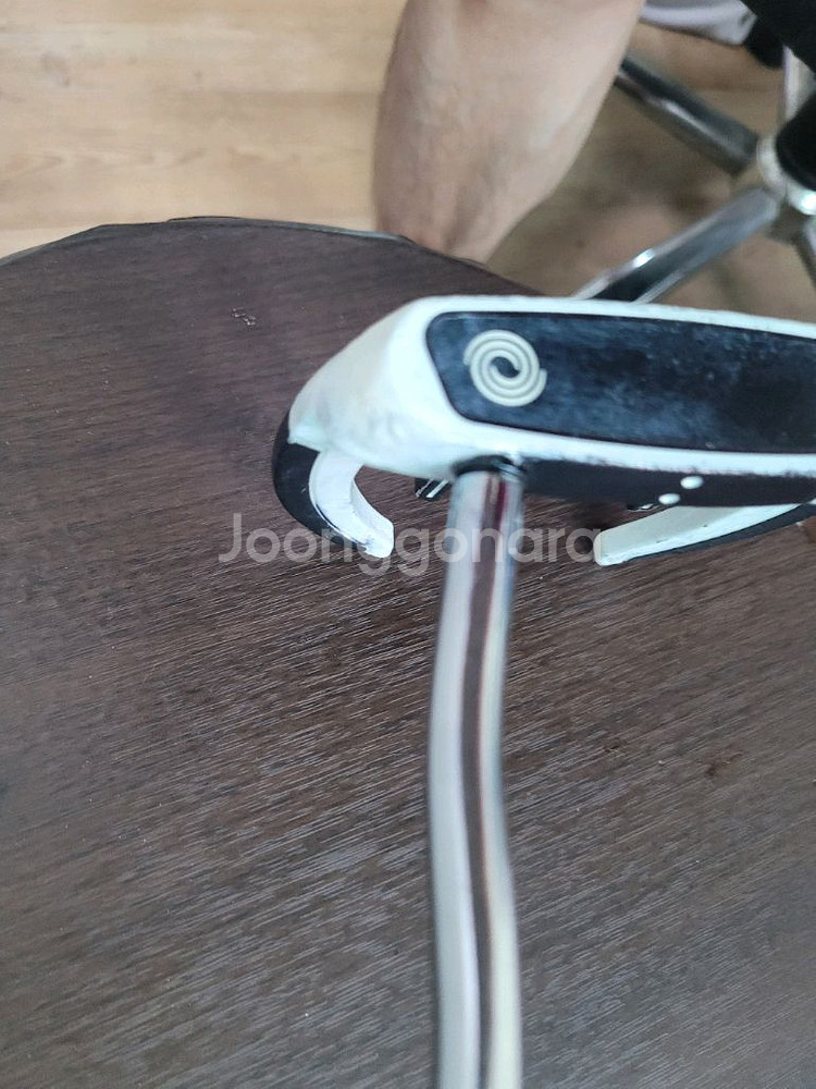 오딧세이 VERSA SABERTOOTH 퍼터 34인치--7