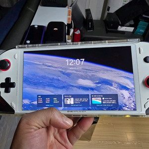 원엑스플라이 f1 pro (7840u 16g 1tb)