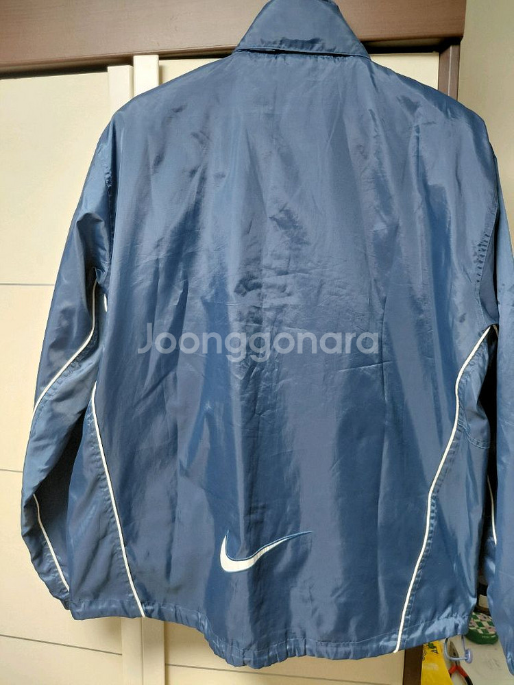 나이키 바람막이 사이즈 L-XL--1