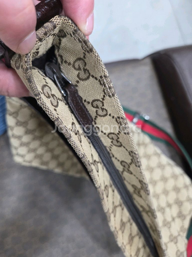 구찌 크로스백--5