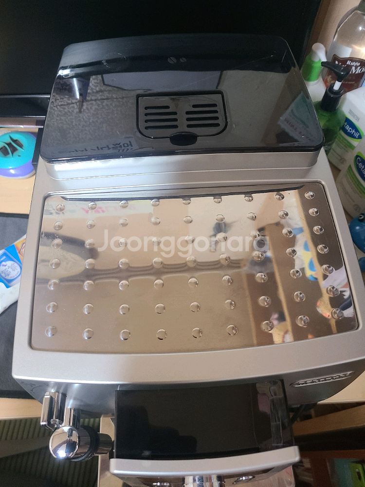 드롱기 ECAM 23.420 전자동 커피머신 판매합니다--1