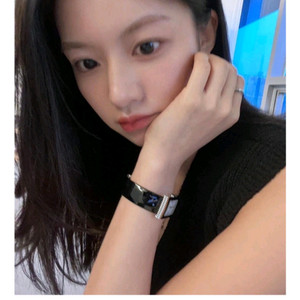 정품 부쉐론 리플레 고윤정 시계 까르띠에 불가리 샤넬