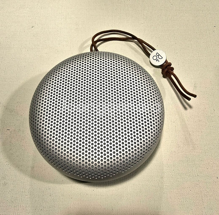 [가격인하] 뱅앤올룹슨 베오플레이 A1 블루투스 스피커--0