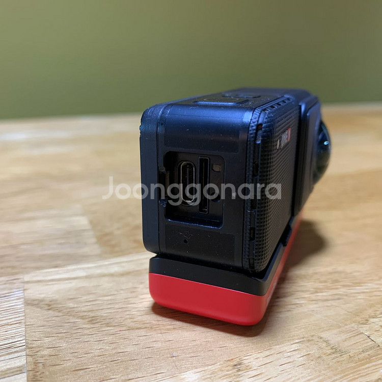 Insta360 ONE R 360 액션캠 (렌즈 새것)--5
