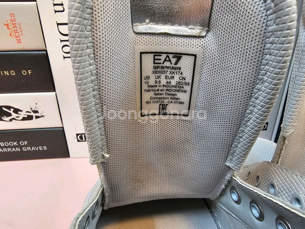 <새상품> 아르마니 알마니 남성 스니커즈 운동화 280--6