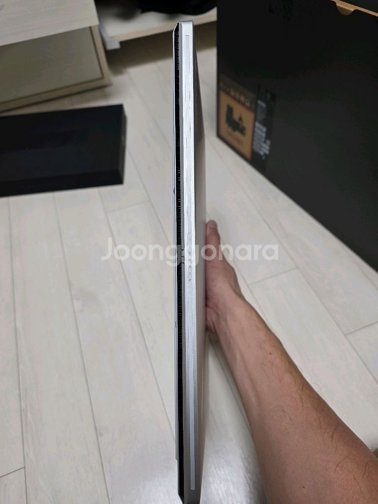 제피러스 G16 i9 285H 5070 노트북 팝니다--10