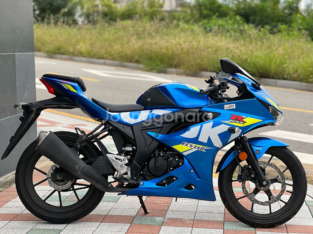 스즈키 Gsx-r125--5