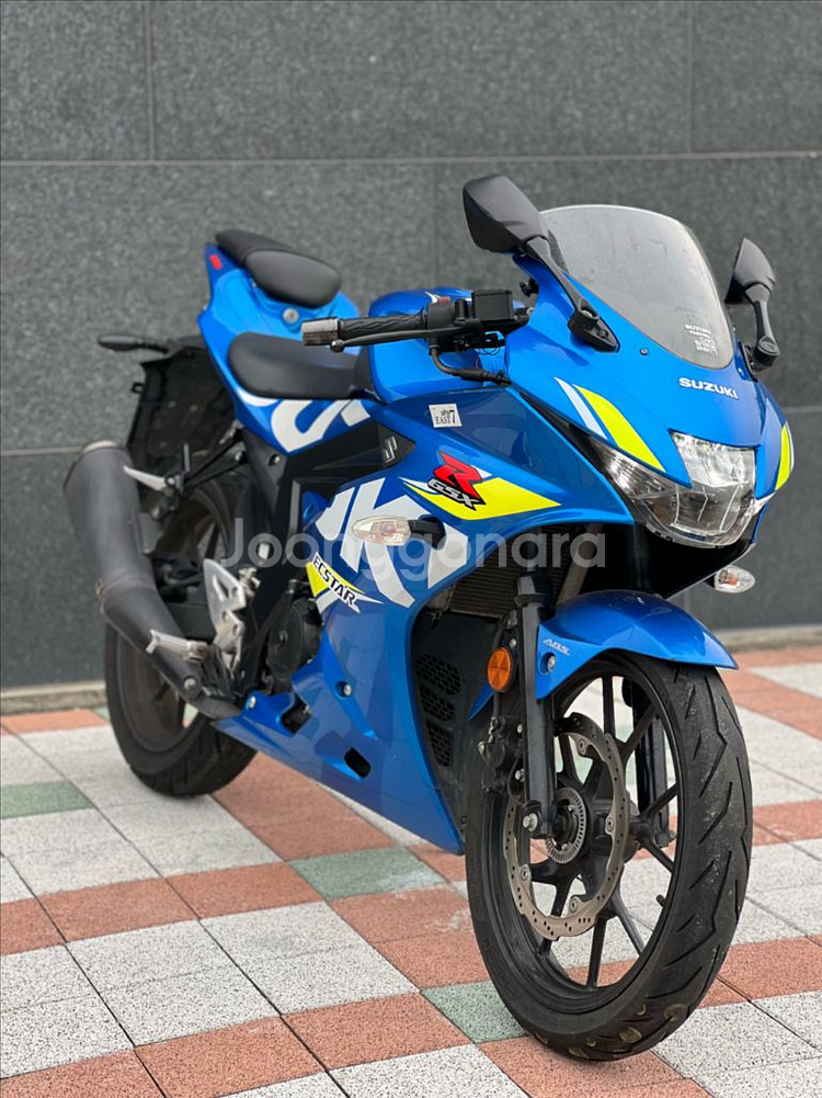 스즈키 Gsx-r125--6
