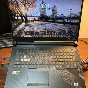 ASUS ROG Strix G712LU 게이밍 노트북