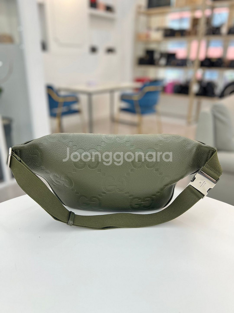 [중고명품 럭스올 울산점]구찌 점보 GG 엠보스 벨트백--2