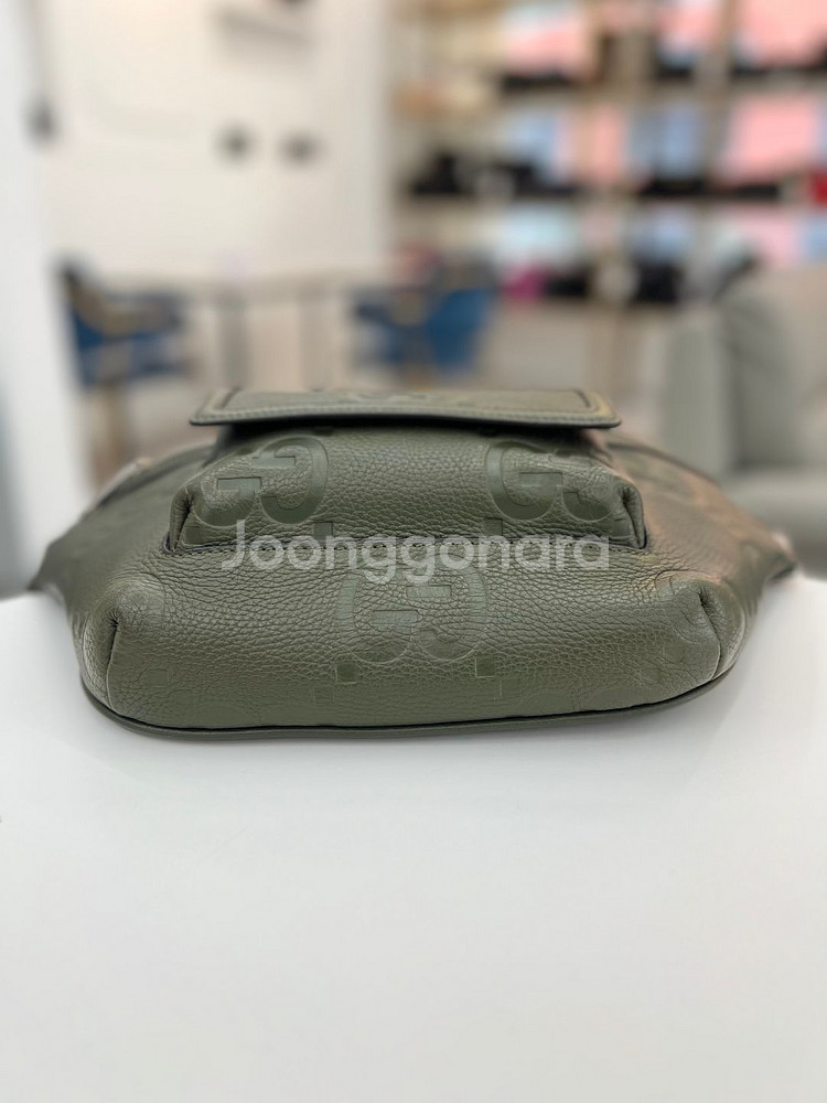 [중고명품 럭스올 울산점]구찌 점보 GG 엠보스 벨트백--3