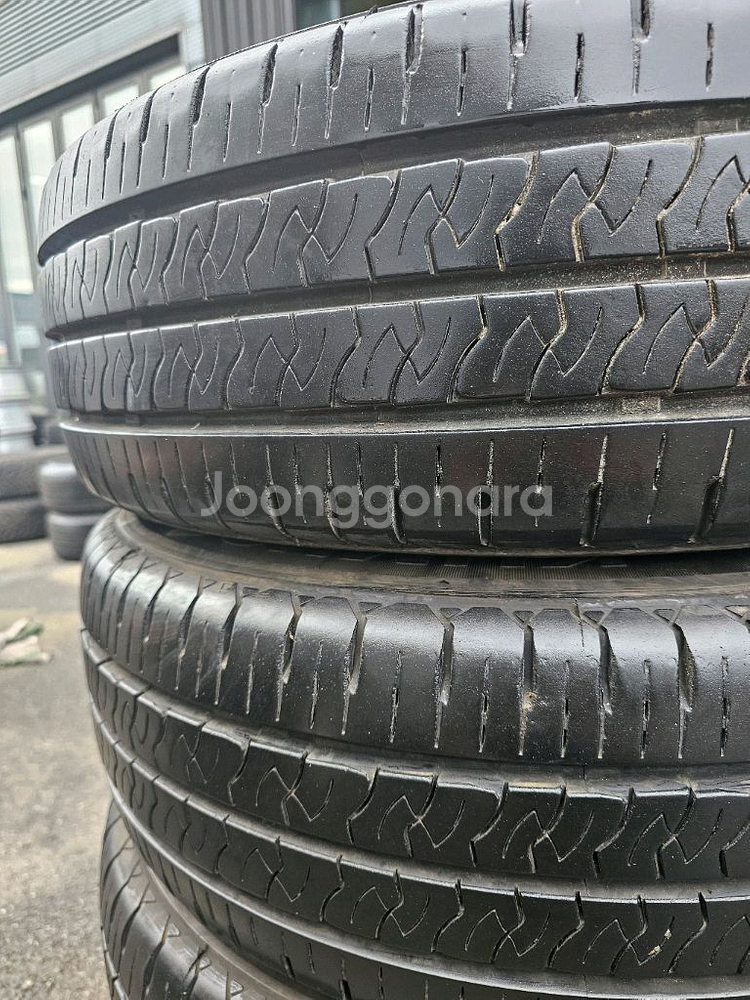 215 70 15 봉고3 타이어--2