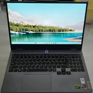 게이밍노트북 라이졘7.램24.ssd1테라. 글카rtx