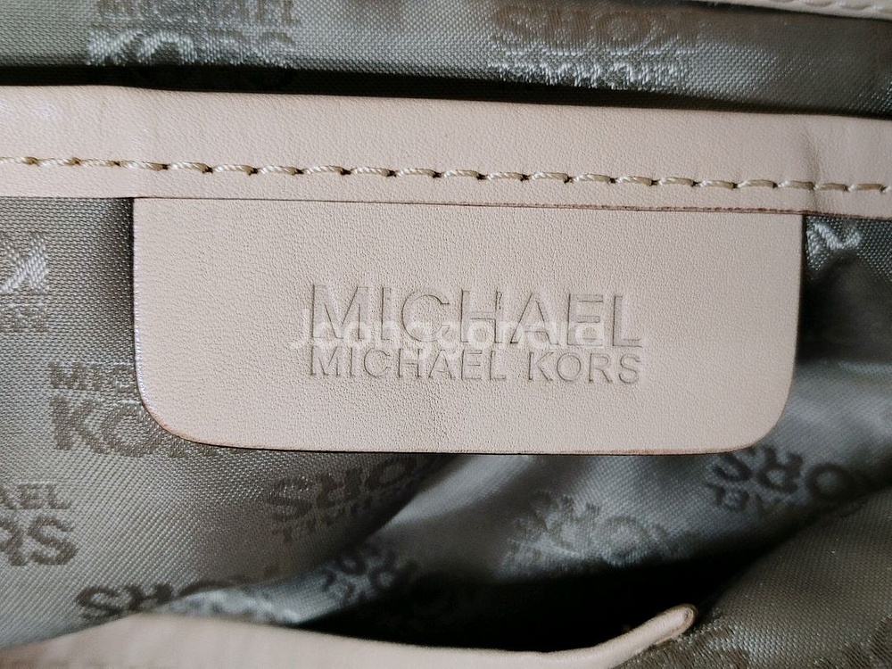 MICHAEL KORS 마이클 코어스 천연소가죽 골드--6