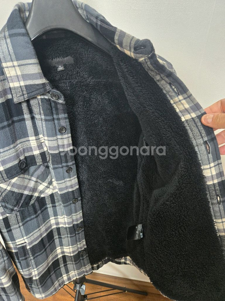 유니클로 기모 체크 셔츠 남방 판매--2