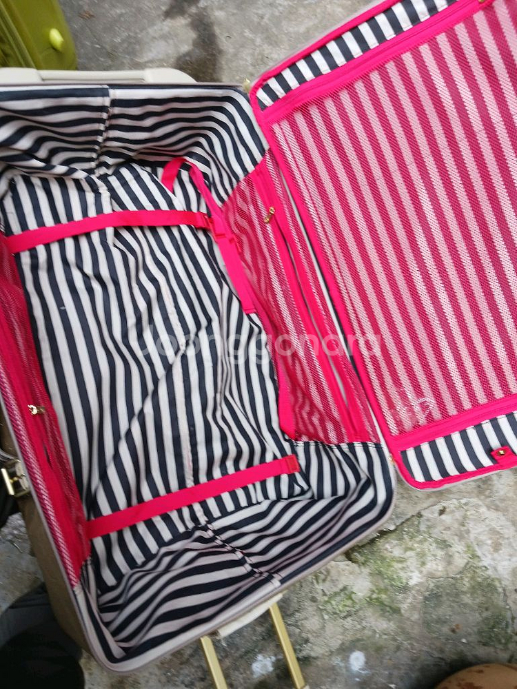 제시카 심슨 경량형 수화물용 29인치 대형 캐리어--3