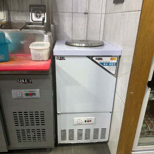 유니크 냉면 육수냉장고 팝니다