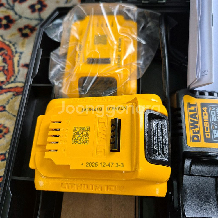 디월트 dcf922 임팩렌치입니다--6