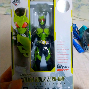 이치방쿠지 B상 shf 가면라이더 제로원