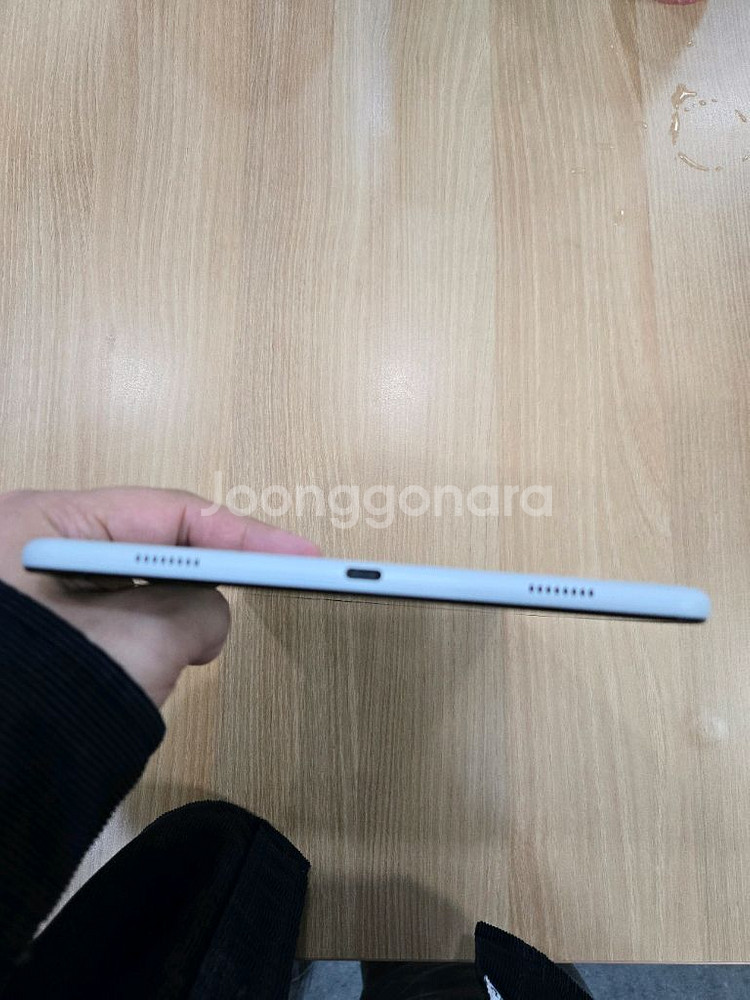 갤럭시탭A T590 32기가 와이파이--1