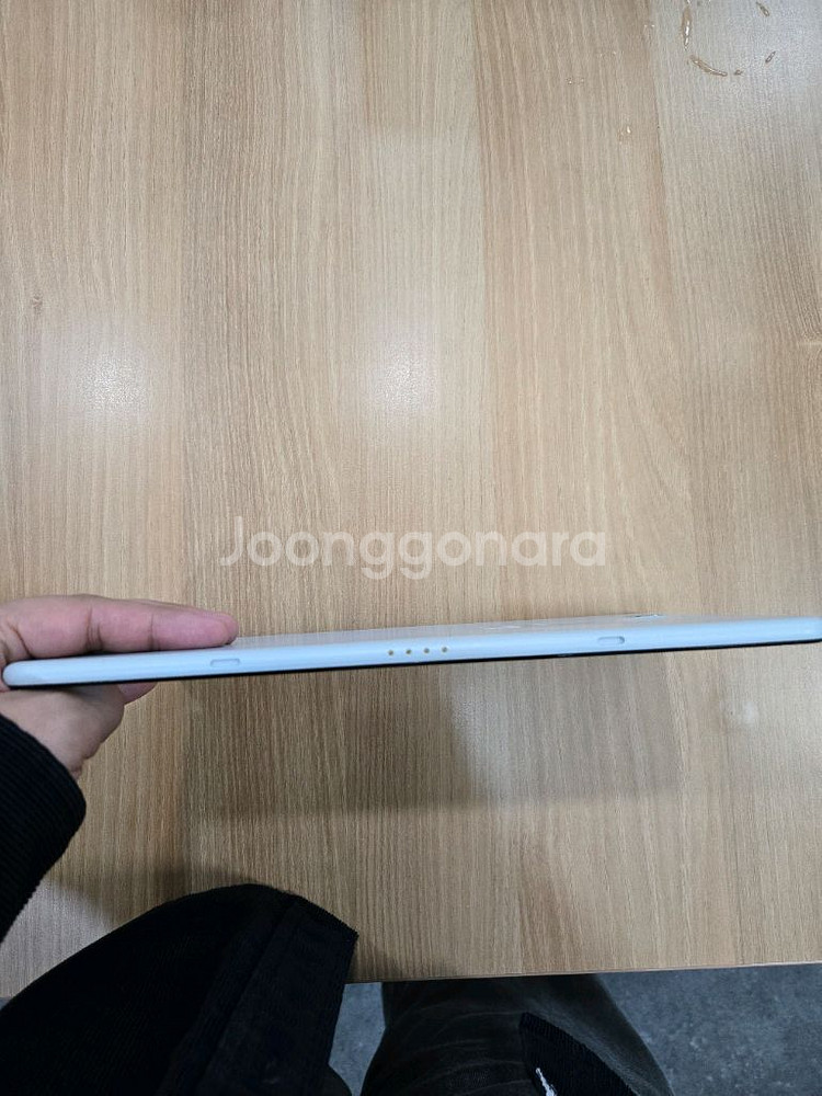 갤럭시탭A T590 32기가 와이파이--0