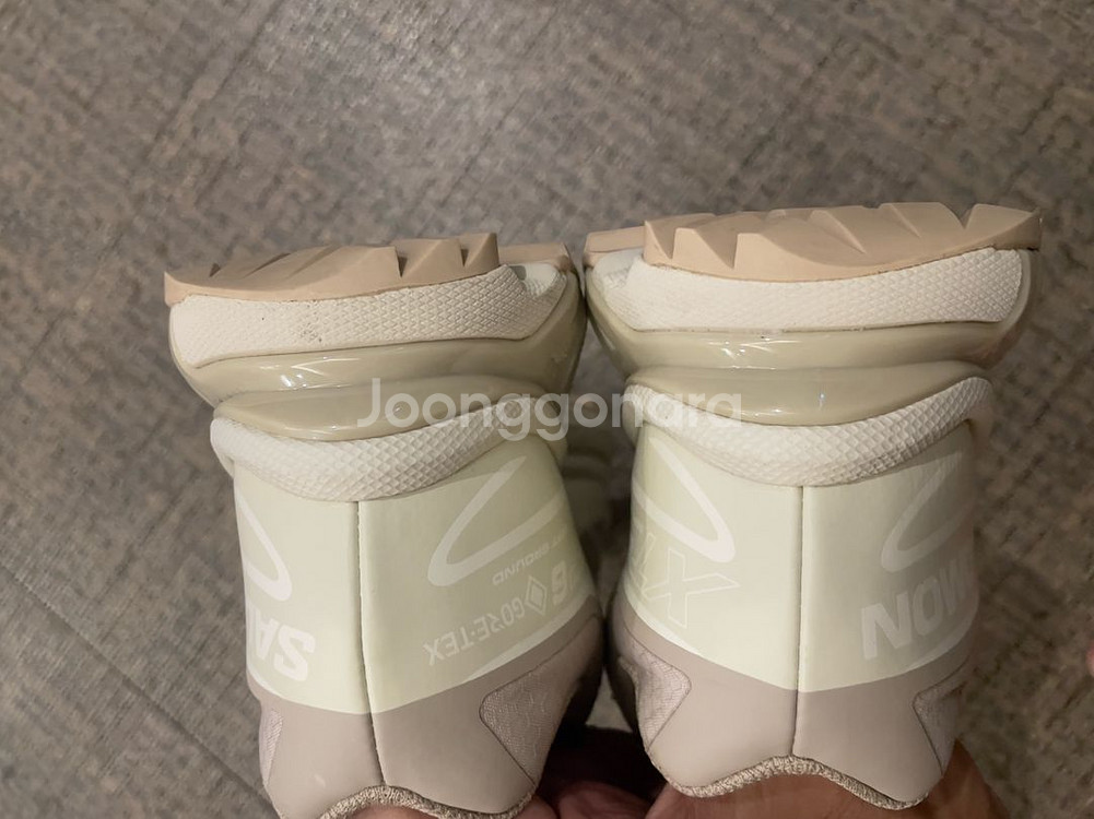 살로몬 XT-6 GTX 아몬드 밀크--3