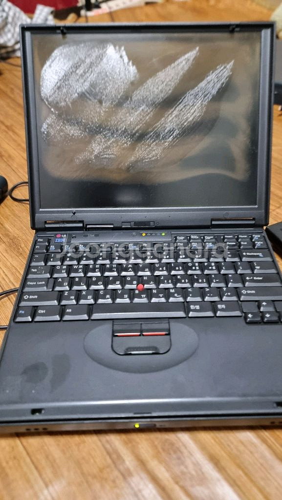 LG IBM 570E 씽크패드 + 도킹스테이션 부품용--0