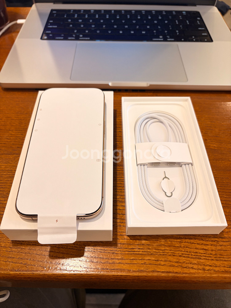 아이폰 16프로 256g 데저트 티타늄 애플케어(애케플--8