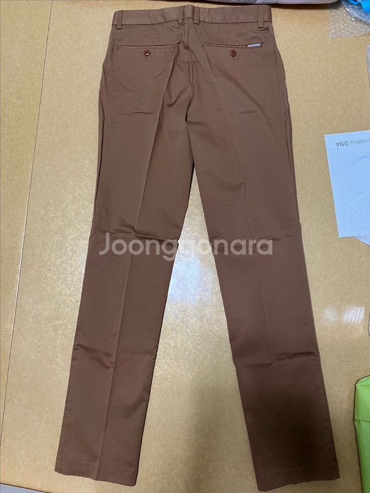 빈폴 브릭 솔리드 치노 팬츠 클래식(29) 앤틱골드--2