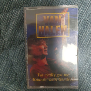 VAN HALEN 1집 카세트테이프 (미개봉)