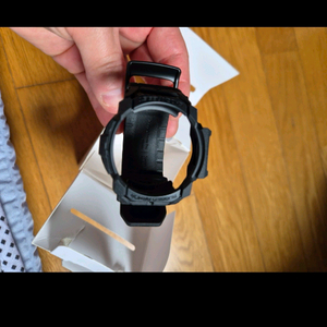 슈피겐 갤럭시워치7 40mm 러기드아머프로 케이스팝니다