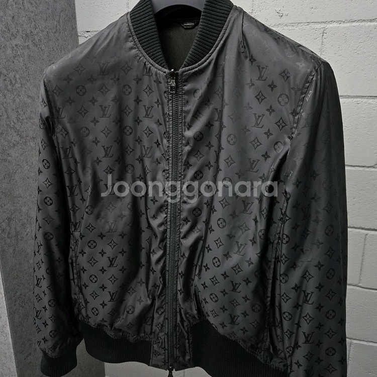 루이비통 레더 LV 모노그램 리버서블 블루종 자켓--2