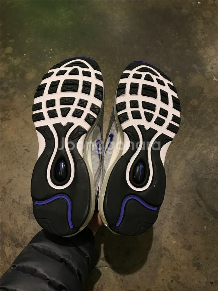 270 나이키 에어맥스 97 메탈릭실버 페르시안 바이올--3