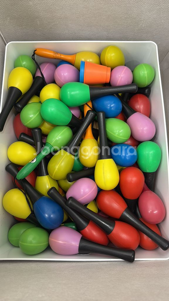 마라카스류 개당 500원 107개있어요--0