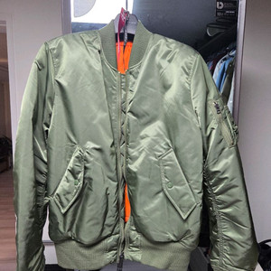 알파 인더스트리 / Sage Green 슬림 MA-1