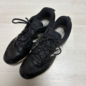 뉴발란스 징스파이크 야구화 159,000원