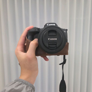 캐논 R50 + RF 16mm + 가죽케이스