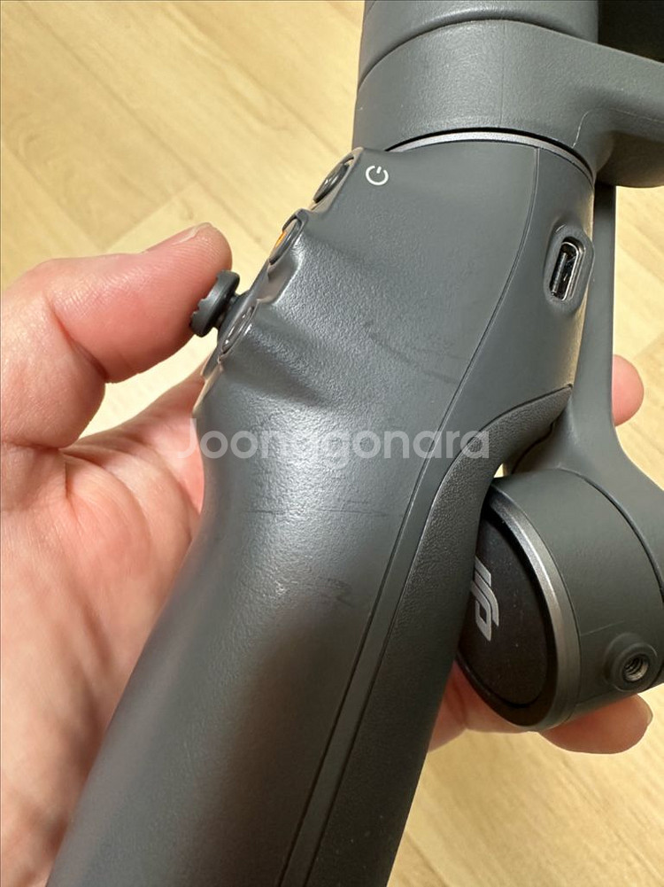 OSMO mobile 6 짐벌 팝니다.--2